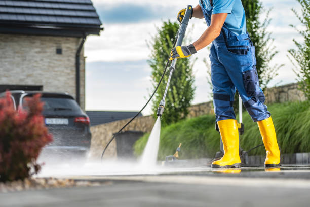Best Sidewalk Pressure Washing  in Seneca, MO